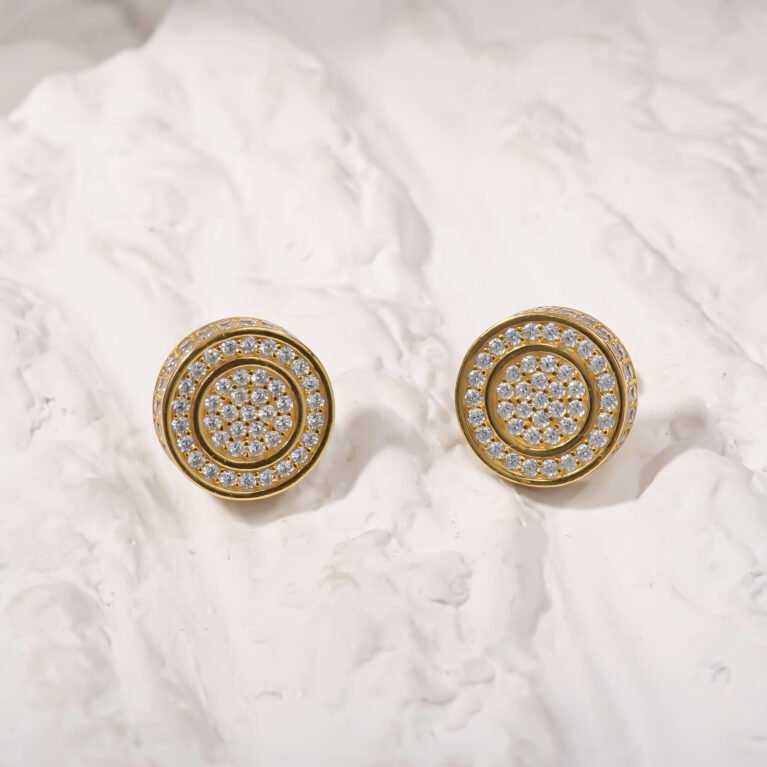 Round Cubic Zircon Gold Plated Silver Earing.