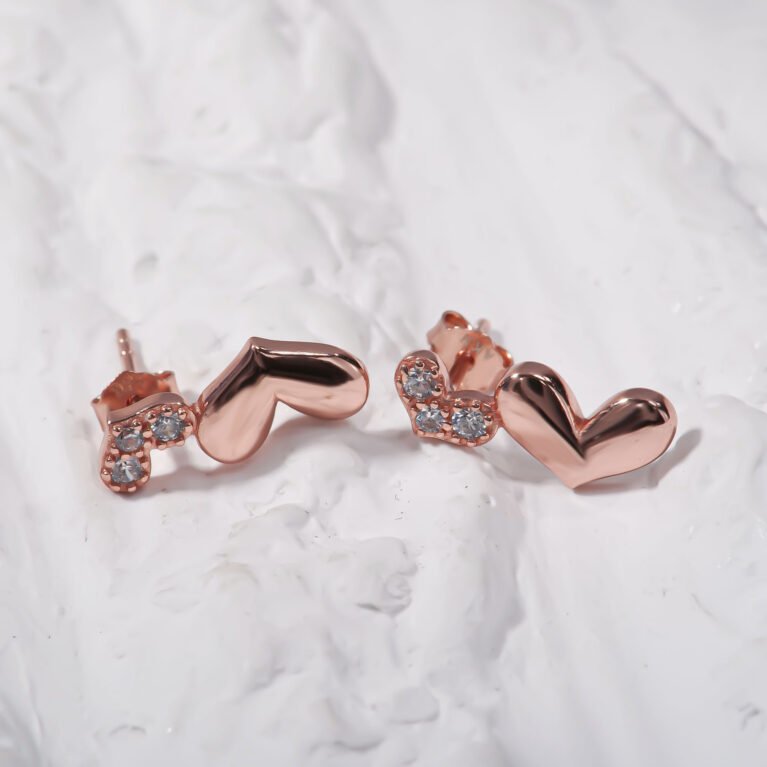 Two Little Hearts with Zircon in Rose Gold Silver Earing