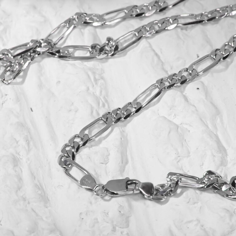 3.3mm Diamond-Cut Figaro Chain