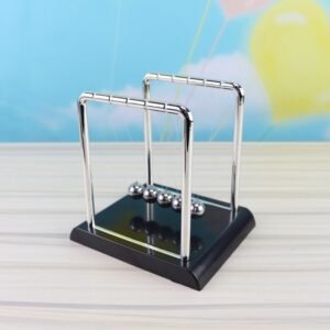 Newtons Cradle, 5 Pendulum Balls - Small