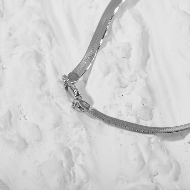 Italian Solid 3mm Flexible Flat Herringbone Chain bracelet Unisex