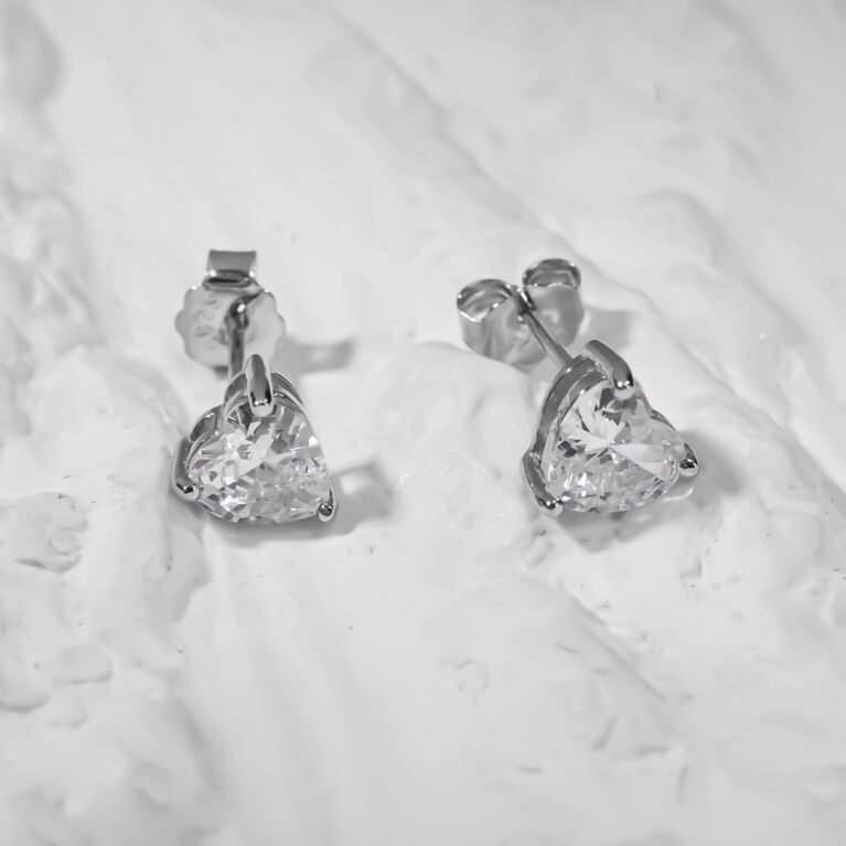 Clear CZ TopsSilver Earing.