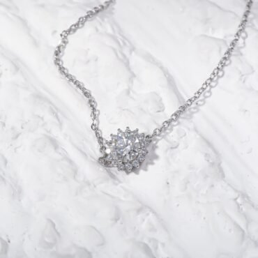 Frozen Brilliance Moissanite Bracelet