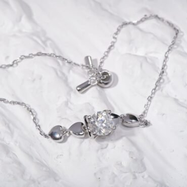 Hearts of Brilliance Moissanite Bracelet