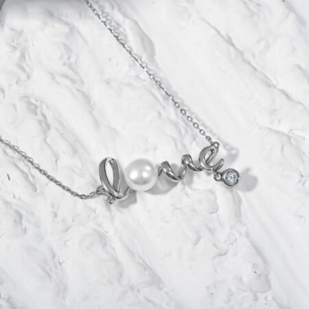 Love with Pearl necklace